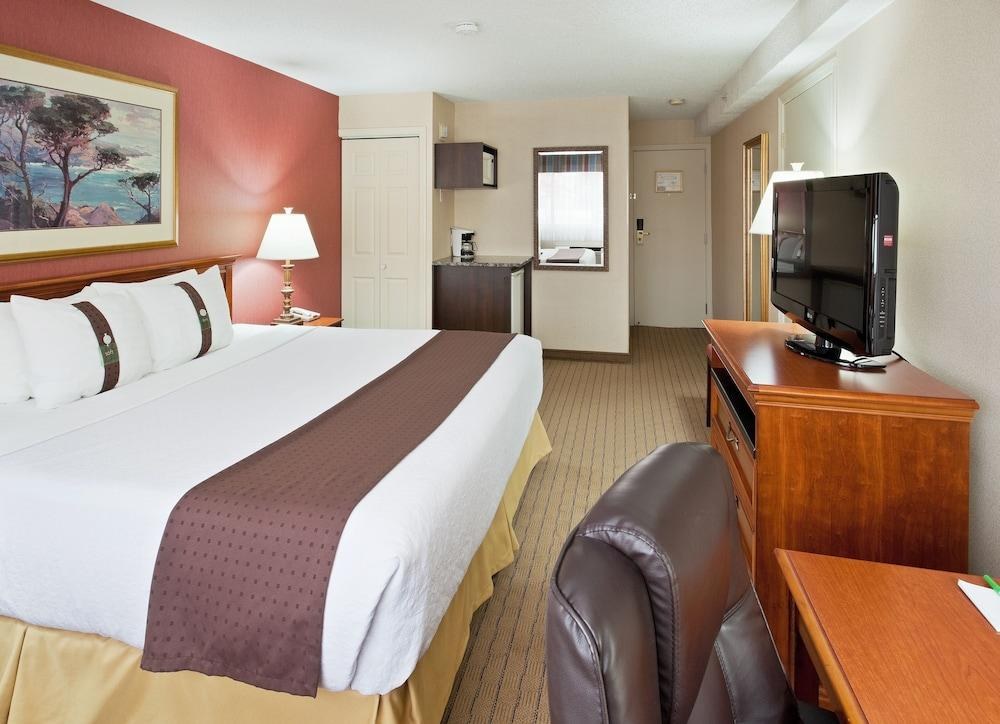 HOLIDAY INN HINTON photo 4
