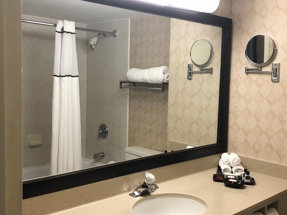 ATLANTICA HOTEL HALIFAX photo 3