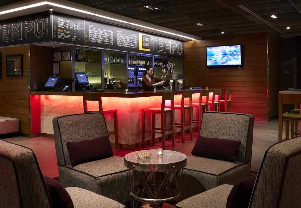 DELTA HOTELS BY MARRIOTT BARRINGTON photo 2