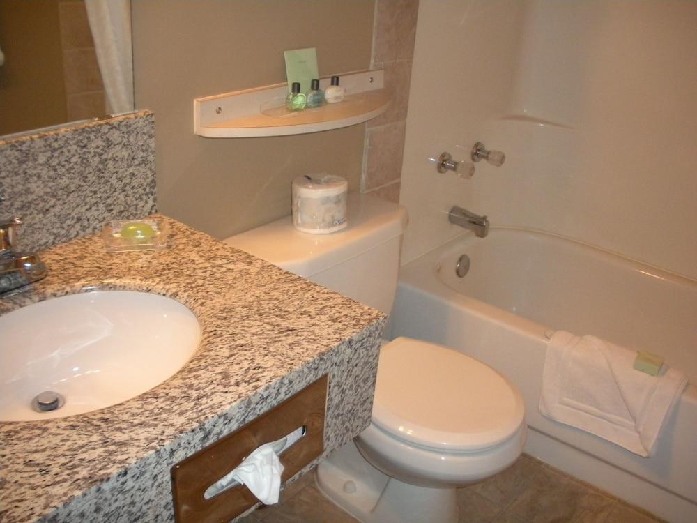 MALIGNE LODGE photo 3