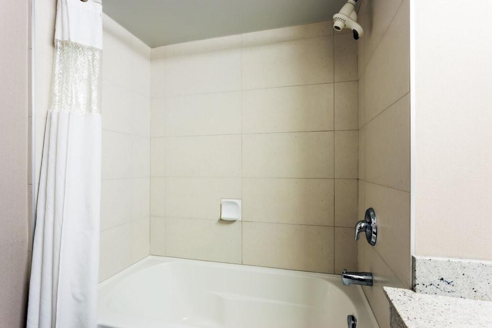 RAMADA INN KAMLOOPS photo 3