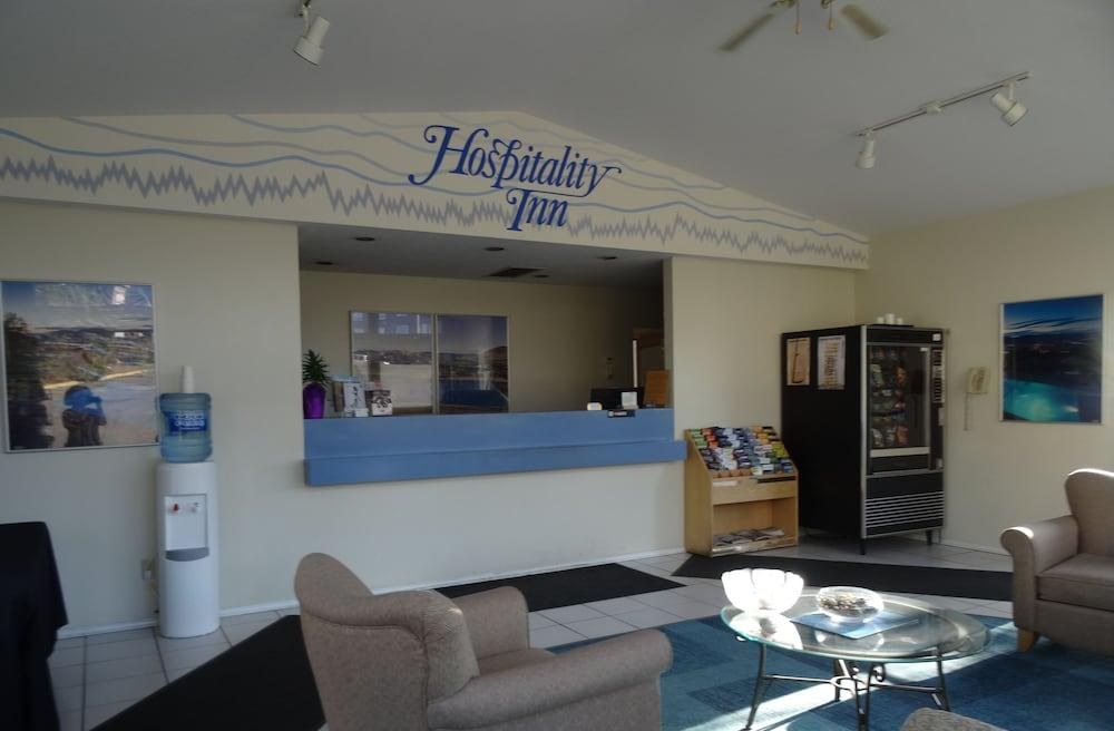 HOSPITALITY INN photo 4