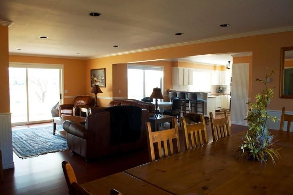 SOUTH THOMPSON INN & GUEST RANCH