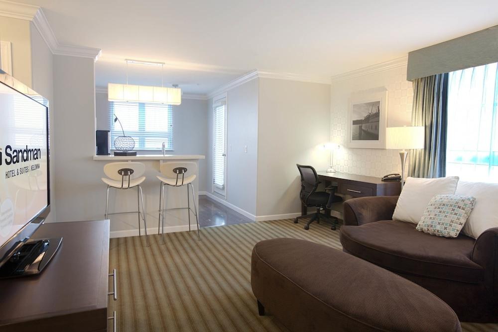 SANDMAN HOTEL KELOWNA photo 4