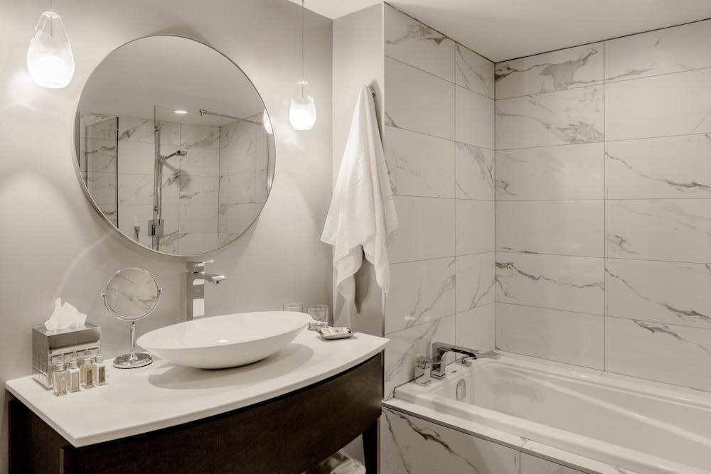 LE SAINT SULPICE HOTEL MONTREAL photo 4