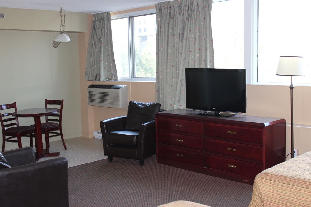 LES SUITES LABELLE