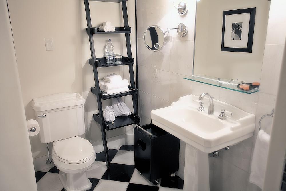 LE PLACE D'ARMES HOTEL & SUITES photo 4