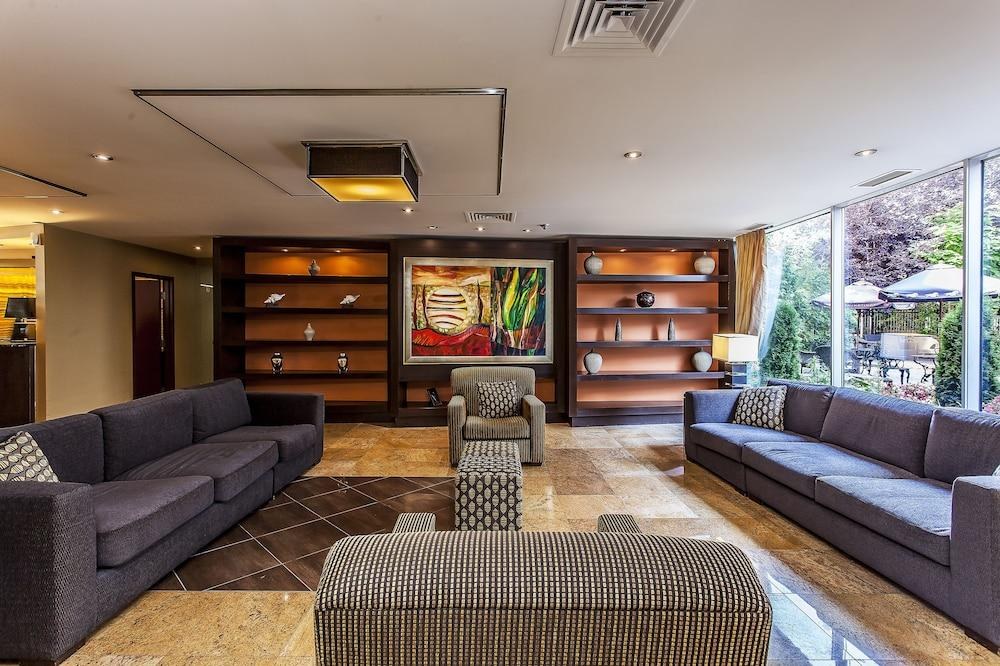 LE NOUVEL HOTEL AND SPA photo 4