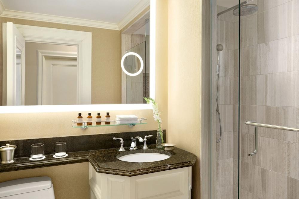 FAIRMONT CHATEAU LAURIER photo 3