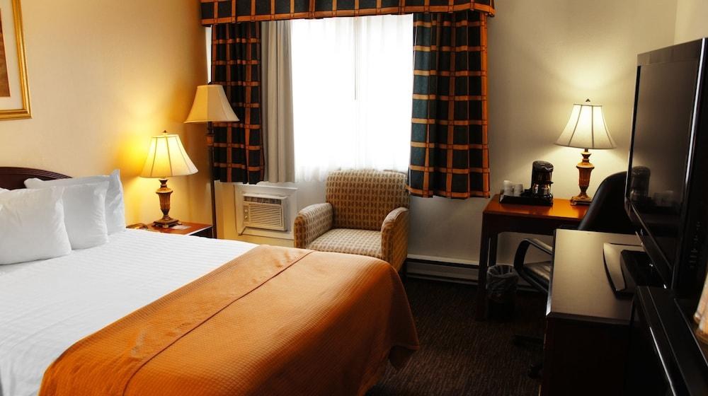 TRAVELODGE OTTAWA EAST photo 4