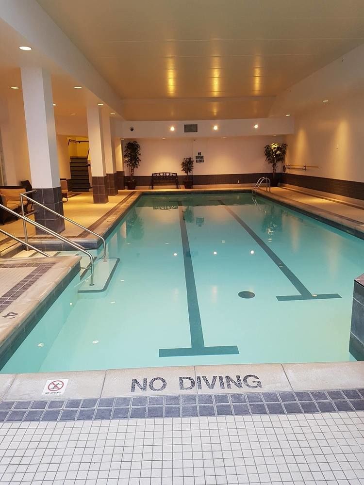 LORD ELGIN HOTEL