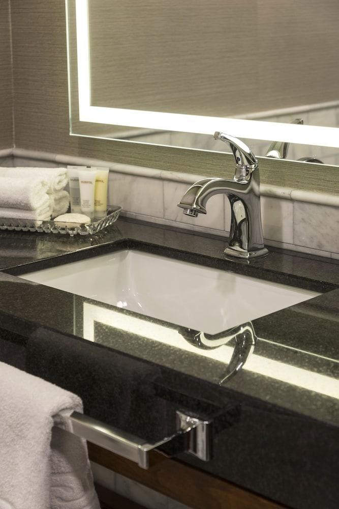 LORD ELGIN HOTEL photo 4