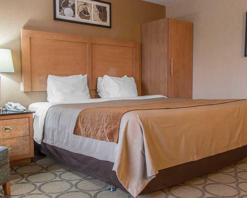 COMFORT INN THUNDER BAY