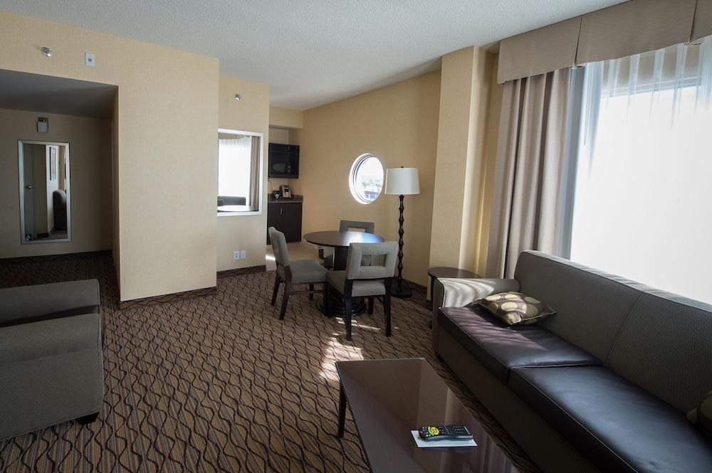 HOLIDAY INN SYDNEY WATERFRONT photo 2