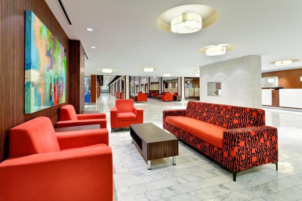 HOLIDAY INN TORONTO DOWNTOWN CENTRE photo 4