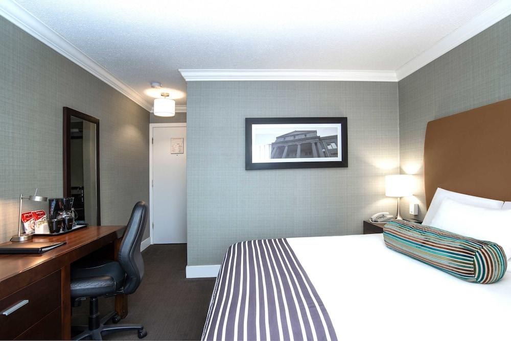 SANDMAN INN & SUITES VERNON photo 2