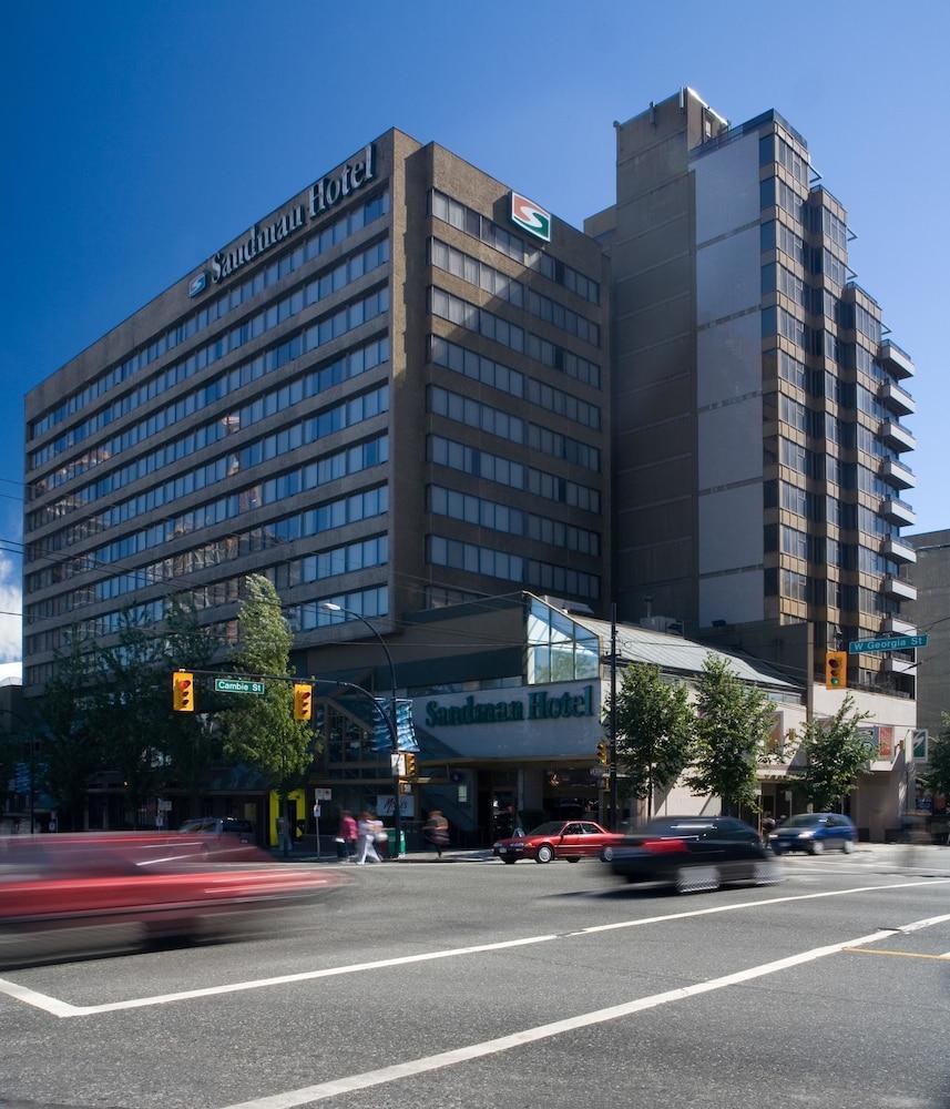 SANDMAN HOTEL VANCOUVER CITY CENTRE photo 2