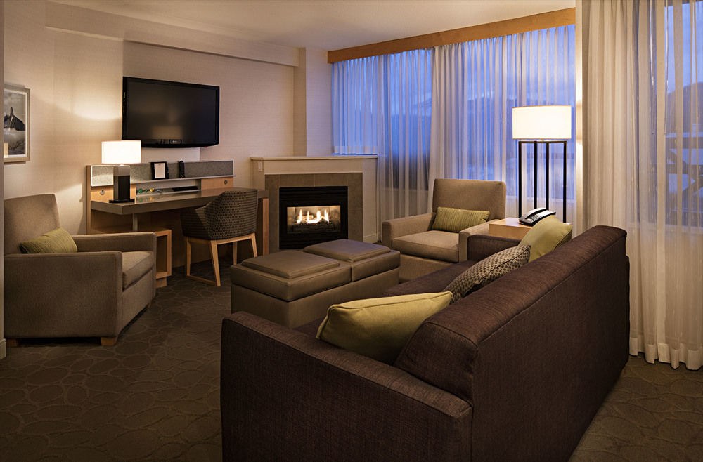 DELTA HOTELS BY MARRIOTT WHISTLER VILLAGE SUITES photo 1