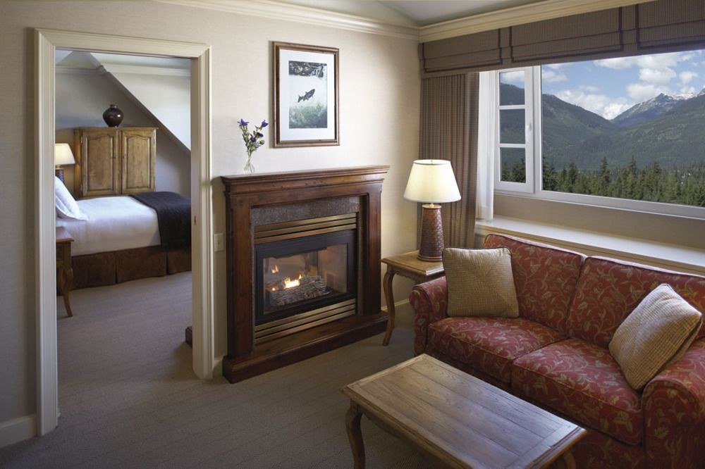 FAIRMONT CHATEAU WHISTLER