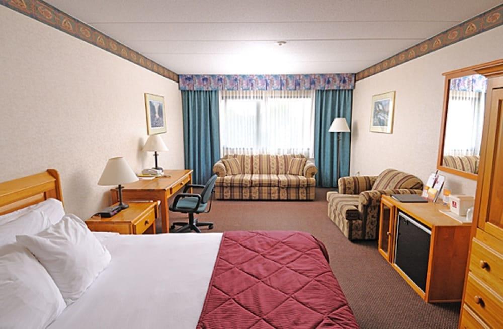 RAMADA PINEWOOD PARK RESORT NORTH BAY photo 2