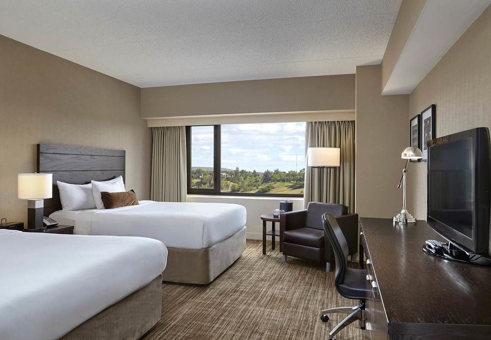 DELTA HOTELS BY MARRIOTT CALGARY DOWNTOWN photo 2
