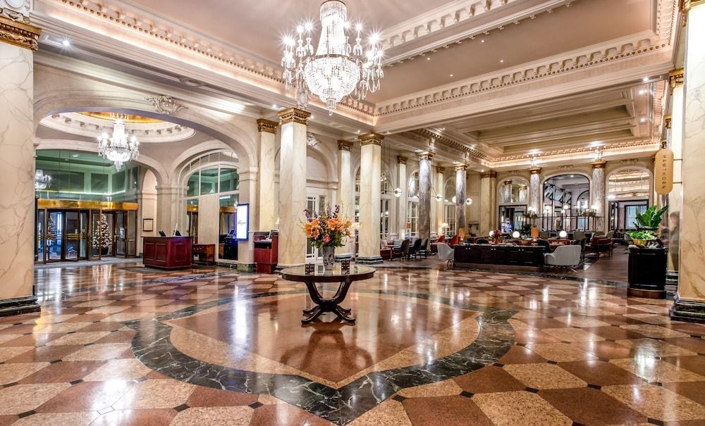 FAIRMONT PALLISER photo 2