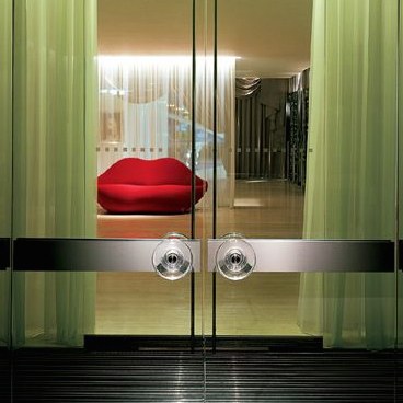 The Sanderson photo 3