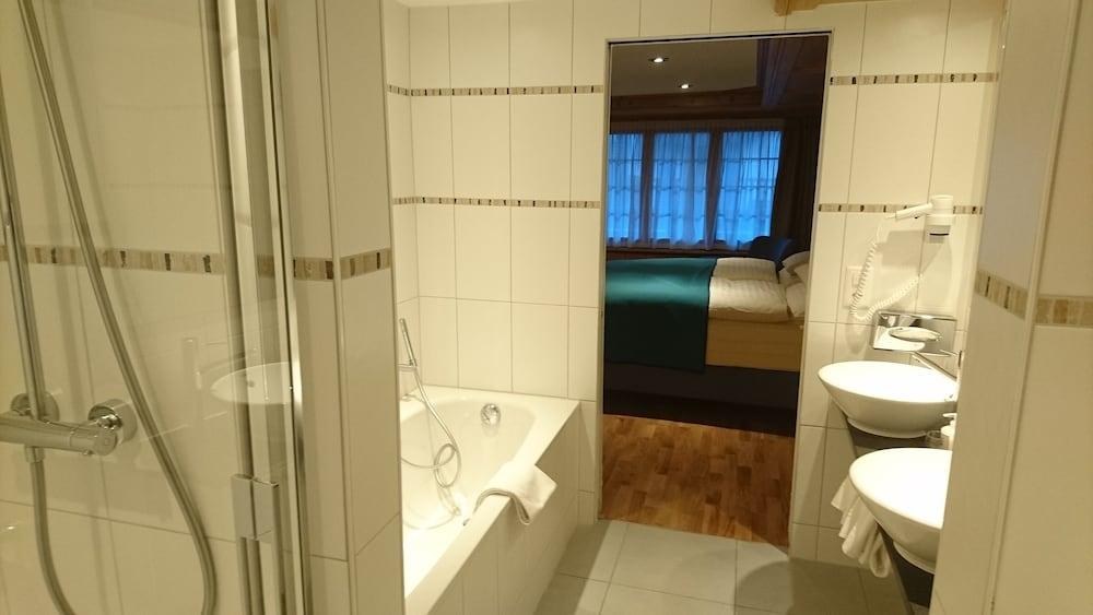 HOTEL WALLISERHOF photo 2
