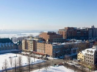 HOTEL CHATEAU LAURIER photo 1