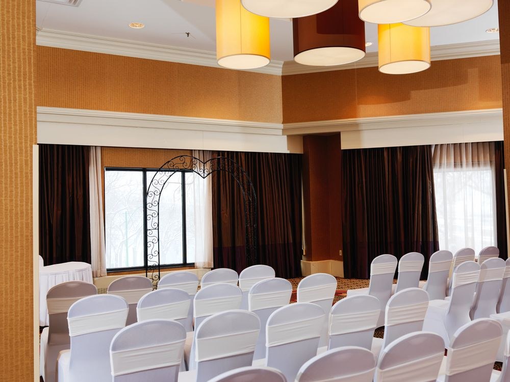 RADISSON SASKATOON photo 3