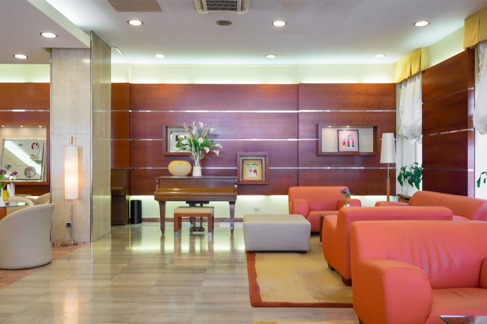 LAGUNA HOTEL