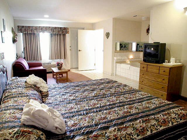 Quality Inn & Suites Clearwater photo 3