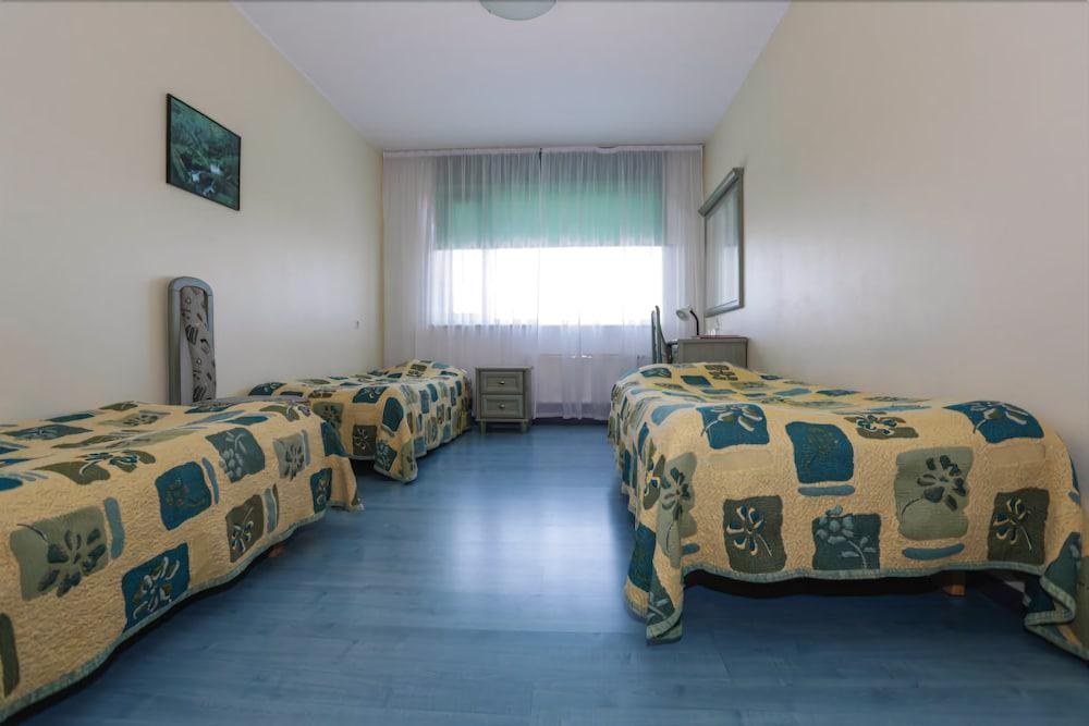 DZINGEL HOTEL photo 4