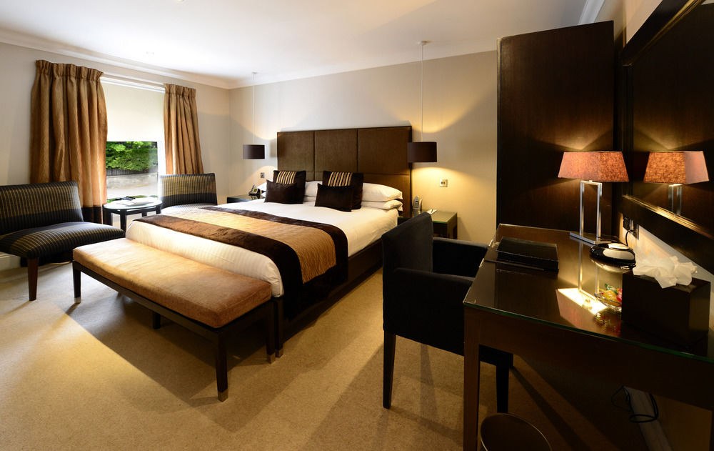 ROCPOOL RESERVE HOTEL