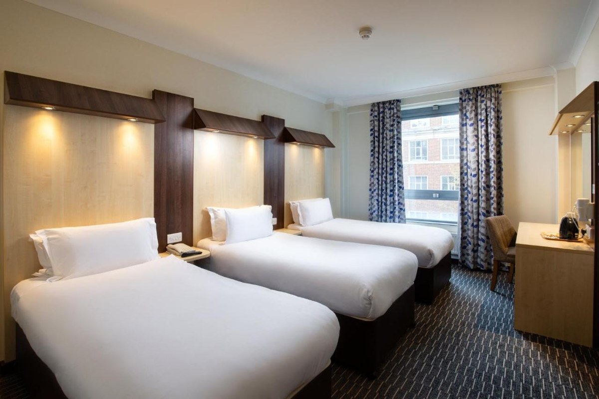 ROYAL NATIONAL HOTEL photo 3