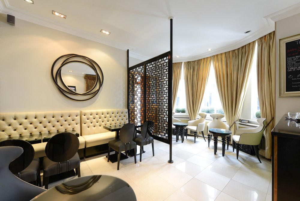 MAYFLOWER HOTEL