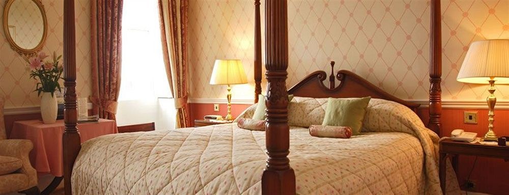 CULLODEN HOUSE HOTEL
