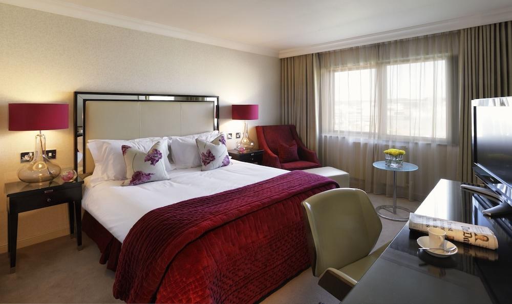BRISTOL HOTEL photo 3
