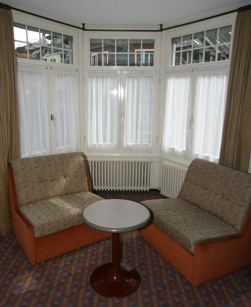 DREI KOENIGE HOTEL