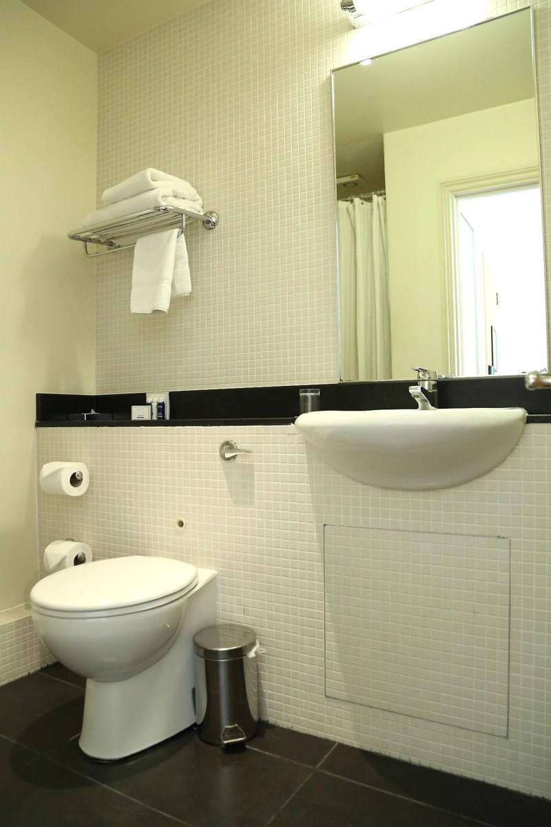 KENSINGTON HOUSE HOTEL photo 3