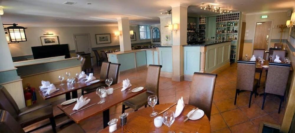 PARLIAMENT HOUSE HOTEL photo 2