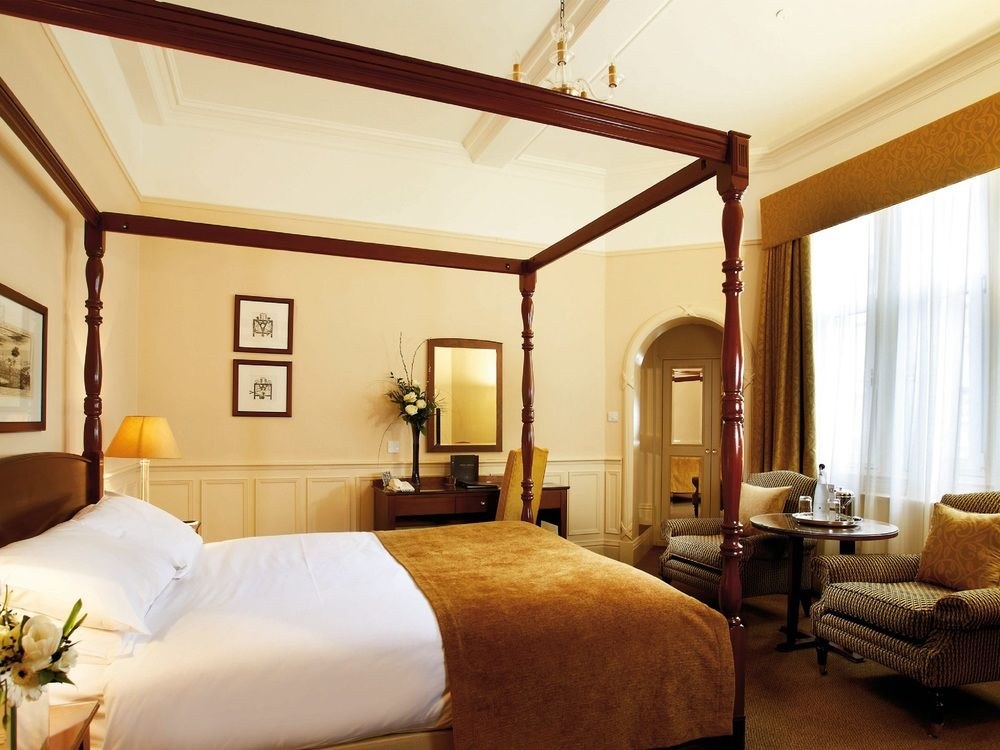 MACDONALD BURLINGTON HOTEL photo 1