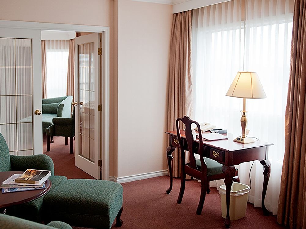 GRAND PACIFIC HOTEL