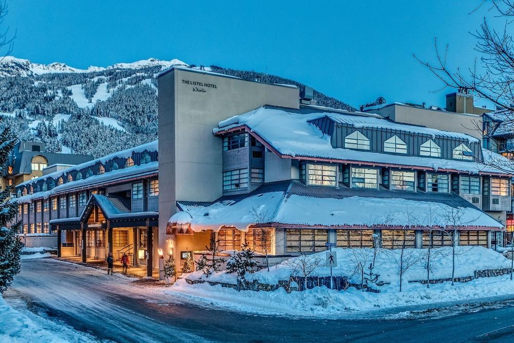 LISTEL WHISTLER HOTEL photo 2