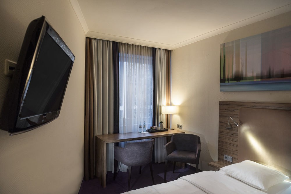 WYNDHAM KOELN photo 1