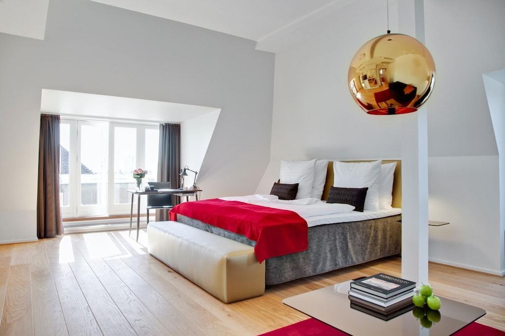 SCANDIC PALACE photo 2