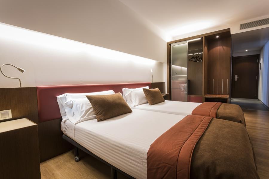 Hotel Indigo Barcelona Plaza Espana photo 2