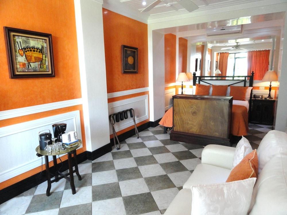 VILLA CALETAS photo 2