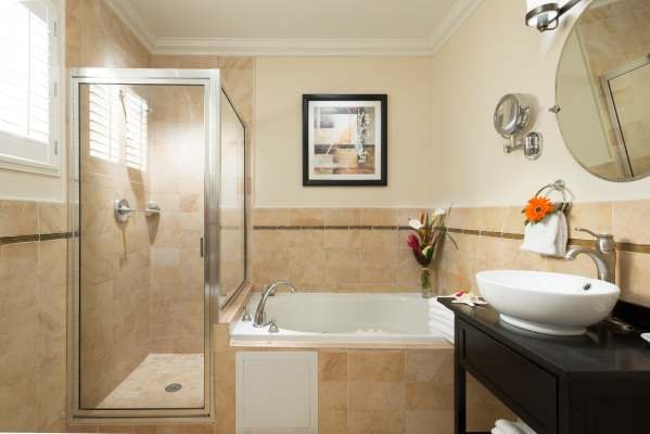 DIVI LITTLE BAY BEACH RESORT photo 4