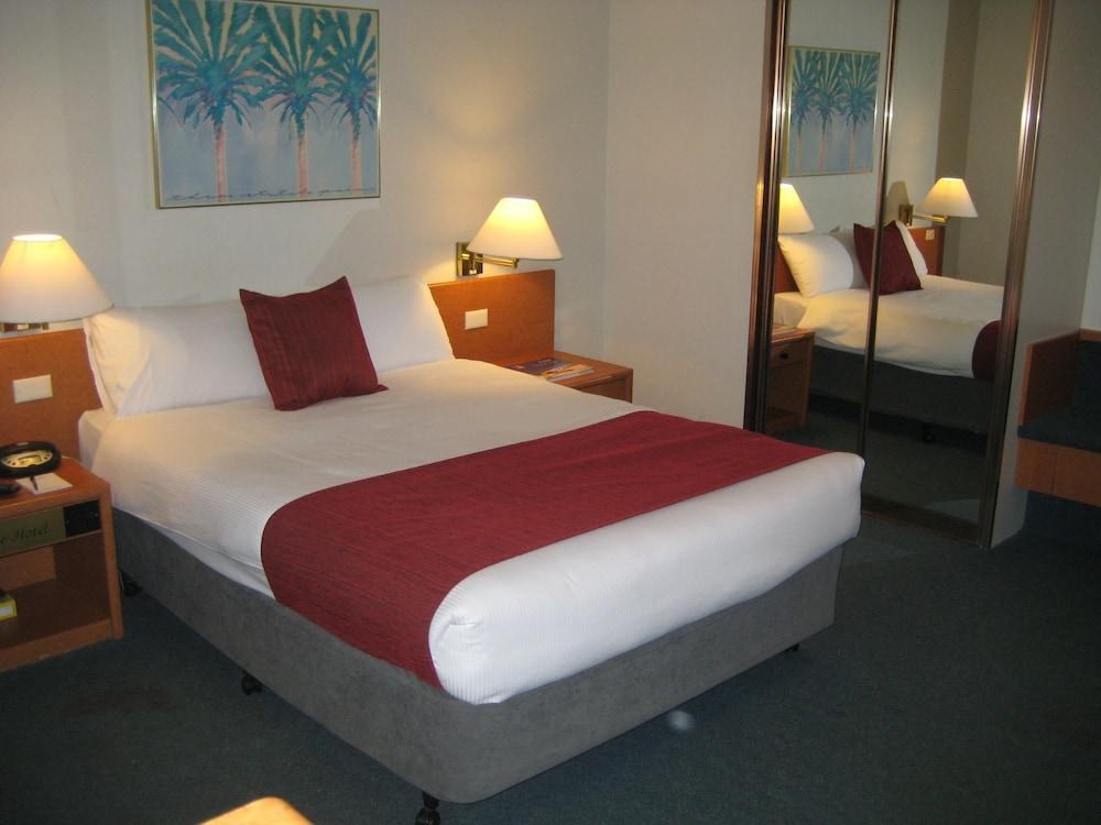 DEVERE HOTEL photo 3